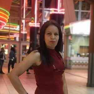 Meet your Posher, Deysi